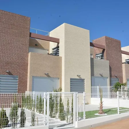 Br2 Aguas Nuevas דירה
