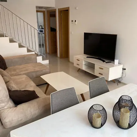 Apto Atico Aguas Nuevas Apartamento *